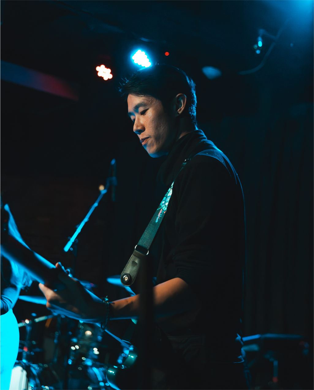 a picture of JK playing bass